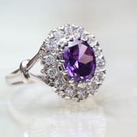 halo ring setting